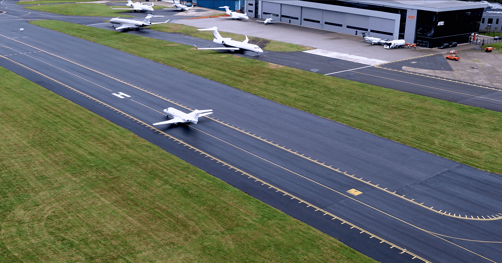 Aerial photo of runway at Biggin Hill airport